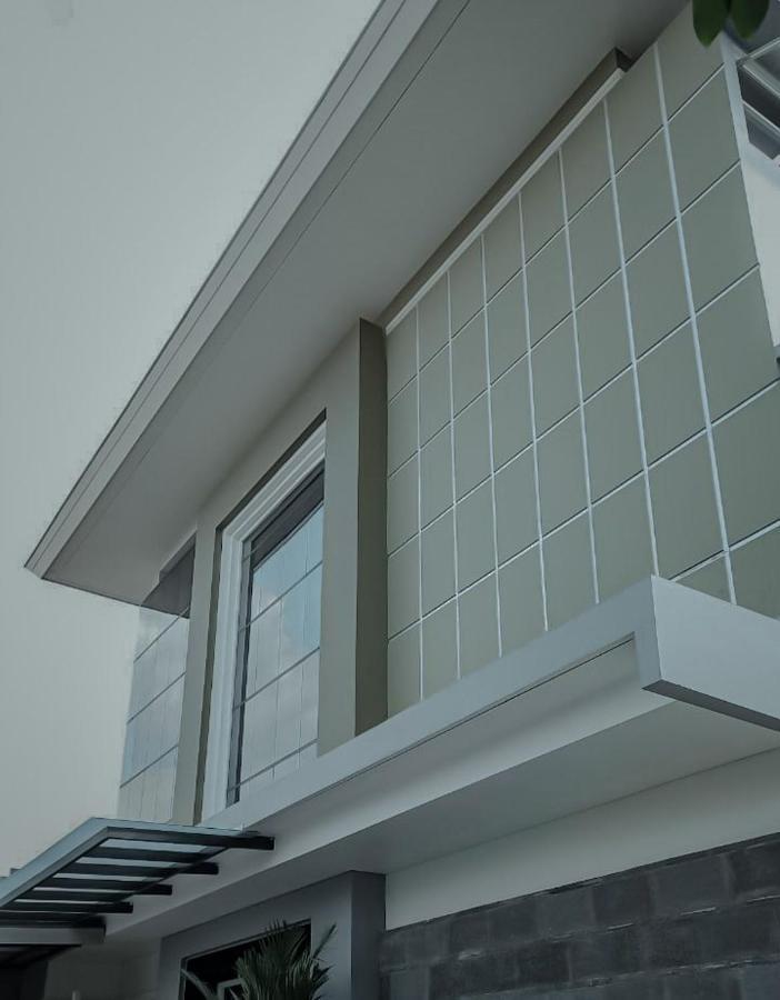 Aj Boutique Hotel Yogyakarta Exterior foto
